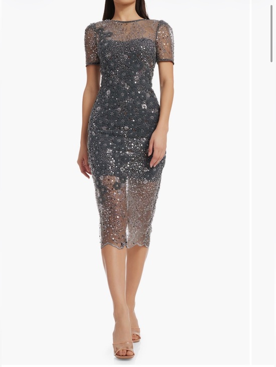 Dress the Population Dresses & Skirts - Dress the Population Lia Sequin Illusion Mesh
Overlay Midi Cocktail Dress Steel